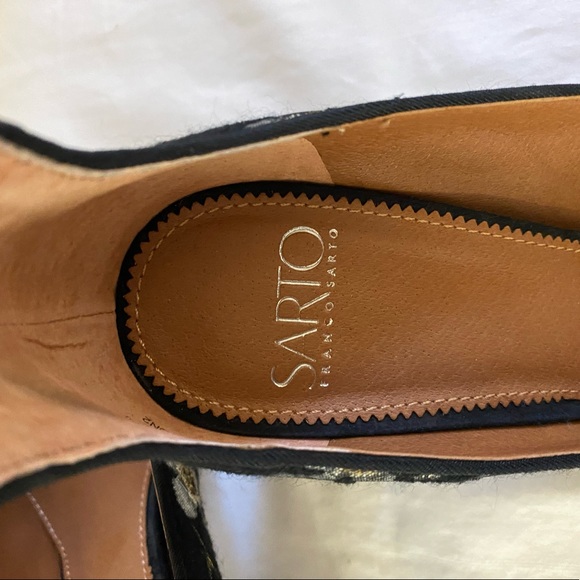 Franco Sarto Tapestry ankle strap pumps.  Size 8, 3.5”heels. Perfect condition - Picture 9 of 10